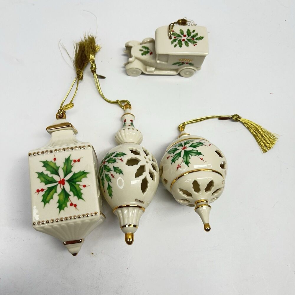 Lenox Holiday Pattern Ornament Lot 4 Pc Holly Berries Pierced Finial Lantern
